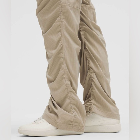 Lululemon Dance Studio Slim-Fit High-Rise Flared Pant - Picture 4 of 14